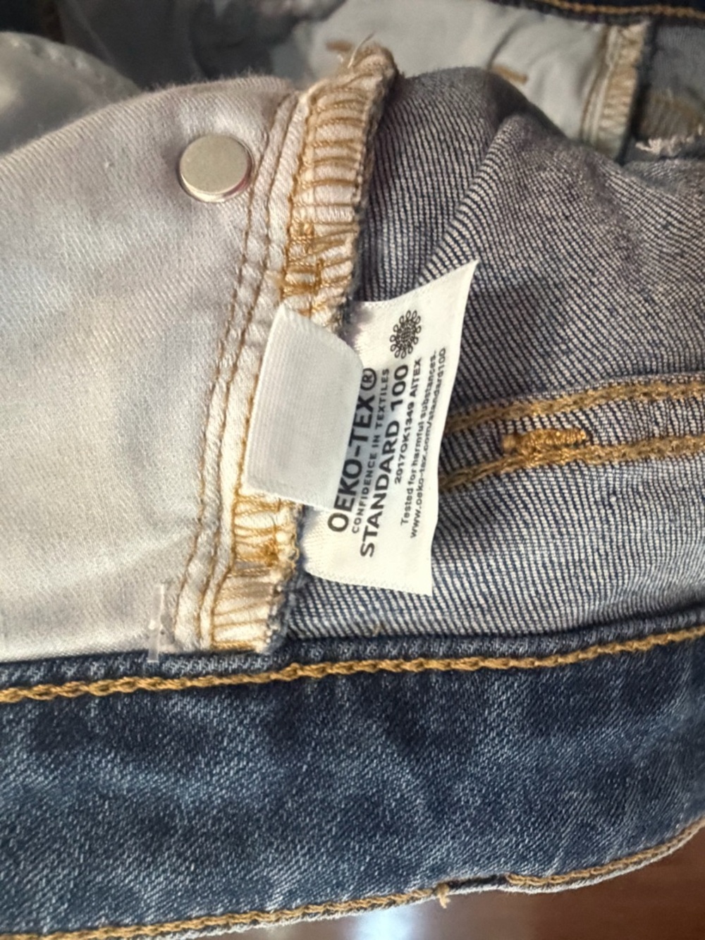 LC Lauren Conrad Bootcut Jeans in Mid Blue Wash-size 12 30 in inseam - Picture 5 of 6
